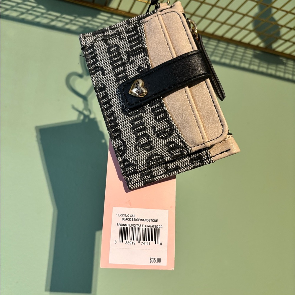 Black and Beige Card Holder